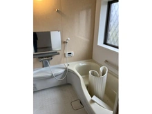 【神奈川県/相模原市中央区東淵野辺】神奈川県相模原市中央区東淵野辺二丁目　中古戸建 浴室：1820mm×1820mmのユニットバス