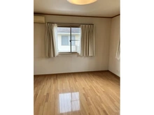 【神奈川県/相模原市中央区東淵野辺】神奈川県相模原市中央区東淵野辺二丁目　中古戸建 洋室：2階洋室（約8.0帖）