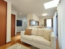 【東京都/町田市大蔵町】町田市大蔵町　戸建 リビング・ダイニング：家具・調度品は価格に含まれません。