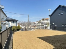 【東京都/町田市玉川学園】町田市玉川学園1丁目　新築戸建 現地（建築前）：敷地奥から道路側を撮影