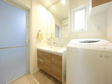 【神奈川県/大和市つきみ野】大和市つきみ野1丁目　戸建 洗面所