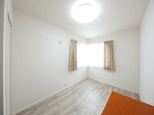 【神奈川県/大和市つきみ野】大和市つきみ野1丁目　戸建 洋室