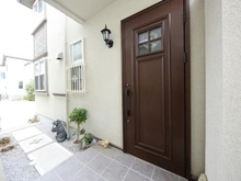 【神奈川県/大和市つきみ野】大和市つきみ野1丁目　戸建 玄関