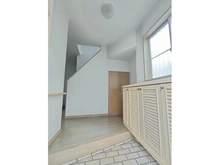 【東京都/町田市金森東】町田市金森東3丁目　戸建 玄関