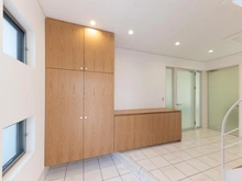 【神奈川県/横浜市青葉区田奈町】横浜市青葉区田奈町　戸建 玄関ホール