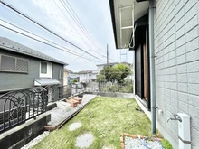 【神奈川県/横須賀市森崎】横須賀市森崎4丁目 戸建（二世帯住宅） 庭：家具調度品は価格に含まれません