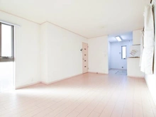 【神奈川県/川崎市川崎区殿町】川崎市川崎区殿町2丁目　戸建 リビング・ダイニング