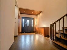 【東京都/町田市つくし野】町田市つくし野2丁目 戸建 玄関