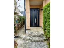 【東京都/町田市能ヶ谷】町田市能ヶ谷7丁目　戸建 アプローチ