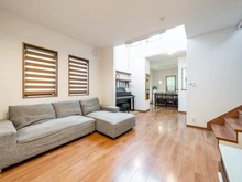 【神奈川県/相模原市南区鵜野森】相模原市南区鵜野森3丁目　中古戸建 リビング・ダイニング