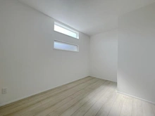 【神奈川県/川崎市川崎区渡田山王町】川崎市川崎区渡田山王町新築戸建　B棟 洋室：1階約5.6帖