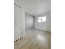 【神奈川県/川崎市川崎区渡田山王町】川崎市川崎区渡田山王町新築戸建　B棟 洋室：3階　約5.5帖