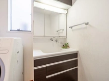 【神奈川県/相模原市南区御園】相模原市南区御園2丁目　戸建 洗面所：2F