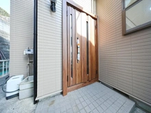 【神奈川県/横浜市南区永田北】南区永田北2丁目　中古戸建 玄関