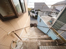 【神奈川県/横浜市南区永田北】南区永田北2丁目　中古戸建 アプローチ