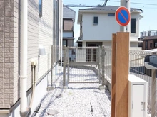 【神奈川県/横浜市南区中里】南区中里2丁目　中古戸建 敷地内