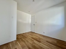 【神奈川県/横浜市中区豆口台】横浜市中区豆口台　新築戸建 洋室：約5帖※電気点灯なし