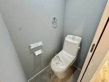 【神奈川県/横浜市中区豆口台】横浜市中区豆口台　新築戸建 トイレ：1階