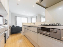 【神奈川県/横浜市港北区篠原西町】横浜市港北区篠原西町　戸建 キッチン