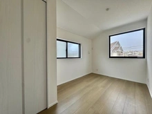 【神奈川県/横浜市保土ケ谷区仏向町】横浜市保土ケ谷区仏向町　新築戸建　1号棟/全2棟 洋室：約4.7帖