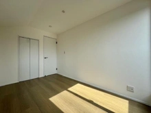 【神奈川県/横浜市保土ケ谷区仏向町】横浜市保土ケ谷区仏向町　新築戸建　1号棟/全2棟 洋室：約5.1帖