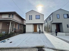 【神奈川県/横浜市保土ケ谷区仏向町】横浜市保土ケ谷区仏向町　新築戸建　1号棟/全2棟 外観：全2棟/写真真ん中