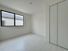 【神奈川県/横浜市保土ケ谷区仏向町】横浜市保土ケ谷区仏向町　新築戸建　2号棟/全2棟 洋室：約5帖