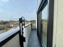 【神奈川県/横浜市保土ケ谷区仏向町】横浜市保土ケ谷区仏向町　新築戸建　2号棟/全2棟 バルコニー