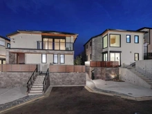 【神奈川県/横浜市青葉区藤が丘】横浜市青葉区藤が丘1丁目　戸建 外観：対象物件右側