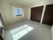 【神奈川県/横浜市磯子区森が丘】横浜市磯子区森が丘2丁目戸建 洋室：2F 8.5帖