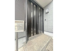 【神奈川県/横浜市南区清水ケ丘】南区清水ヶ丘　中古戸建 玄関