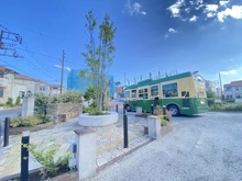 【神奈川県/横浜市港南区笹下】プラウドシーズン横濱洋光台 バス停(プラウドシーズン)（現地より約130m）