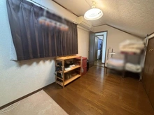 【神奈川県/横浜市港北区菊名】港北区菊名3丁目　中古戸建て 洋室：※家具調度品等は販売価格に含まれません。