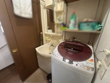 【神奈川県/横浜市港北区菊名】港北区菊名3丁目　中古戸建て 洗面室：※家具調度品等は販売価格に含まれません。