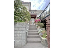 【東京都/町田市成瀬台】町田市成瀬台4丁目　中古戸建 アプローチ