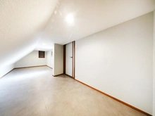 【神奈川県/横浜市南区永田北】南区永田北2丁目　中古戸建 小屋根収納