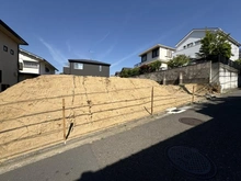 【神奈川県/横浜市金沢区富岡西】金沢区富岡西2丁目　新築戸建2号棟（全2棟） 現地（建築前）：全２区画　正面左側