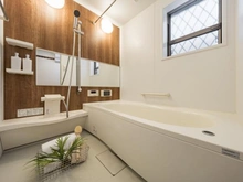 【神奈川県/横浜市保土ケ谷区瀬戸ケ谷町】横浜市保土ケ谷区瀬戸ケ谷町　戸建 浴室：※家具・調度品は販売価格に含まれておりません