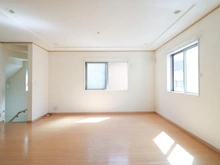 【神奈川県/横浜市保土ケ谷区新桜ケ丘】保土ヶ谷区新桜ケ丘1丁目　中古戸建 リビング・ダイニング