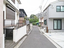 【神奈川県/横浜市保土ケ谷区常盤台】保土ケ谷区常盤台新築戸建1号棟（全2棟） 前面道路