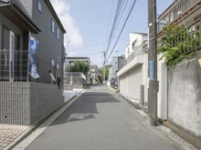 【神奈川県/横浜市南区別所】南区別所6丁目　新築戸建　1号棟（全2棟） 前面道路