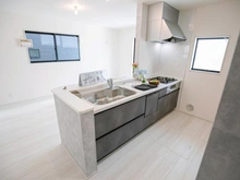 【神奈川県/横浜市南区別所】南区別所6丁目　新築戸建　1号棟（全2棟） キッチン