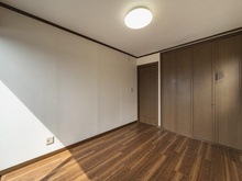 【神奈川県/横浜市中区山手町】横浜市中区山手町　中古戸建 洋室：2階