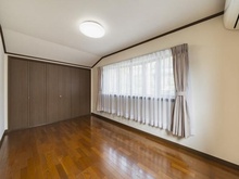 【神奈川県/横浜市中区山手町】横浜市中区山手町　中古戸建 洋室：2階