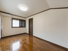 【神奈川県/横浜市中区山手町】横浜市中区山手町　中古戸建 洋室：2階