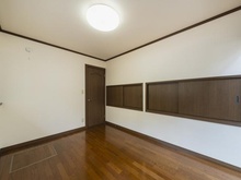 【神奈川県/横浜市中区山手町】横浜市中区山手町　中古戸建 洋室：1階