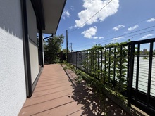 【神奈川県/横浜市中区山手町】横浜市中区山手町　中古戸建 ウッドデッキ：リビング部分
