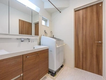 【神奈川県/横浜市保土ケ谷区鎌谷町】横浜市保土ケ谷区鎌谷町　戸建 洗面所