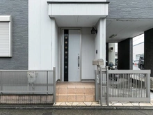【神奈川県/横浜市戸塚区矢部町】横浜市戸塚区矢部町　戸建 玄関