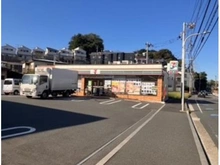 【神奈川県/横浜市戸塚区矢部町】横浜市戸塚区矢部町　戸建 セブンイレブン 戸塚矢部町北店（現地より約60m）：